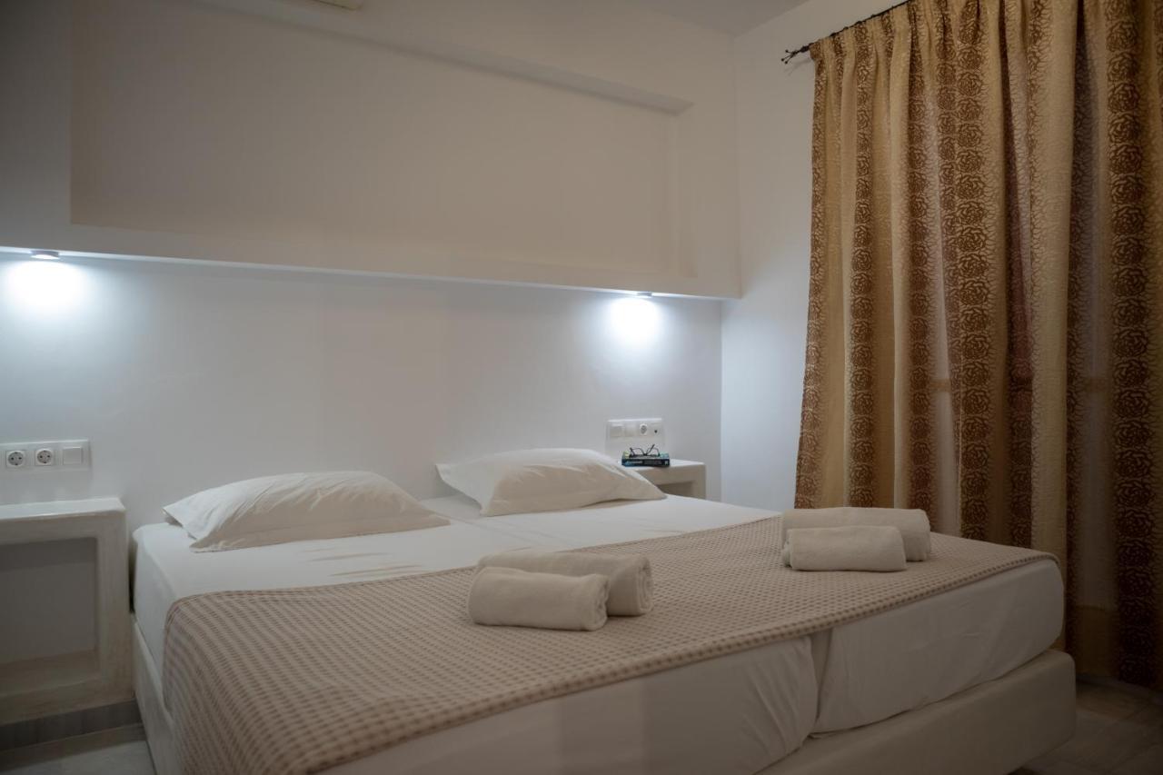 Aphrodite Hotel & Apartments Chora Exterior foto
